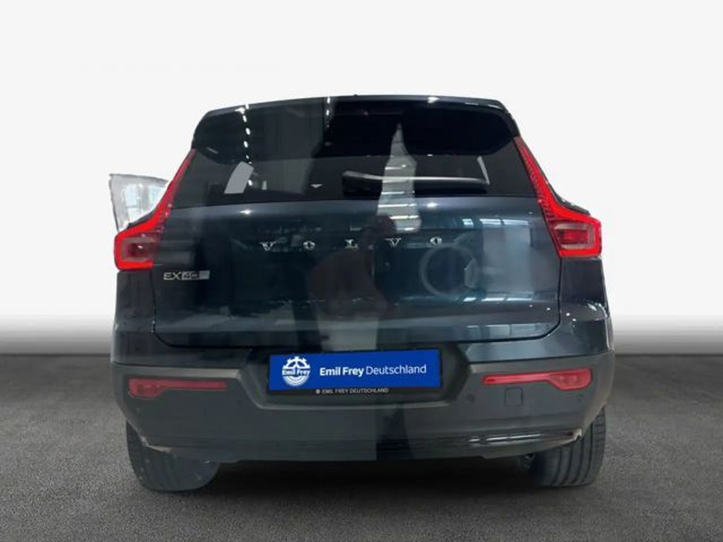 Volvo EX40