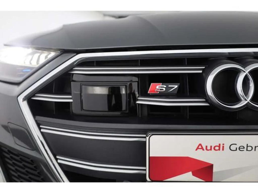 Audi S7