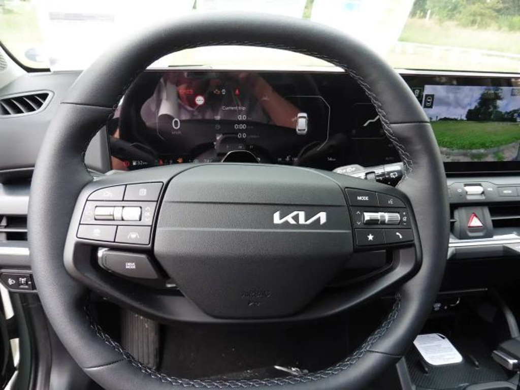 Kia K4