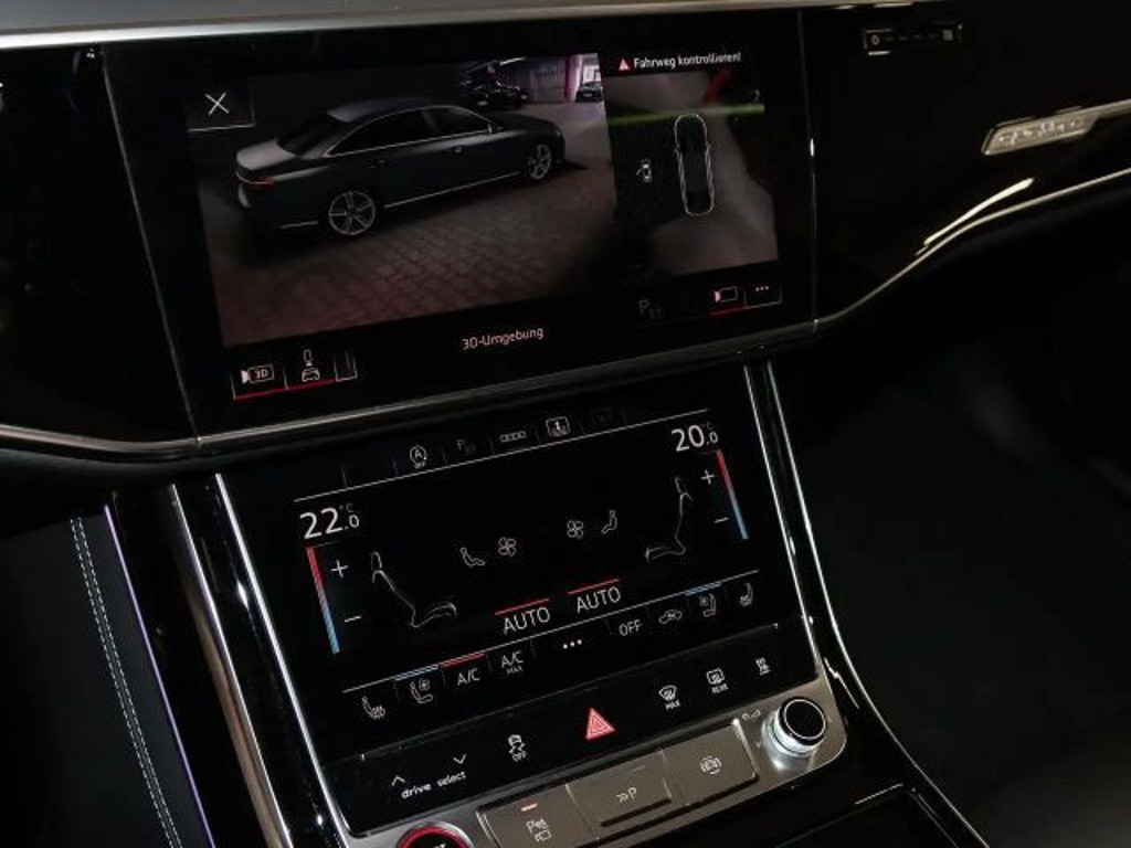 Audi S8