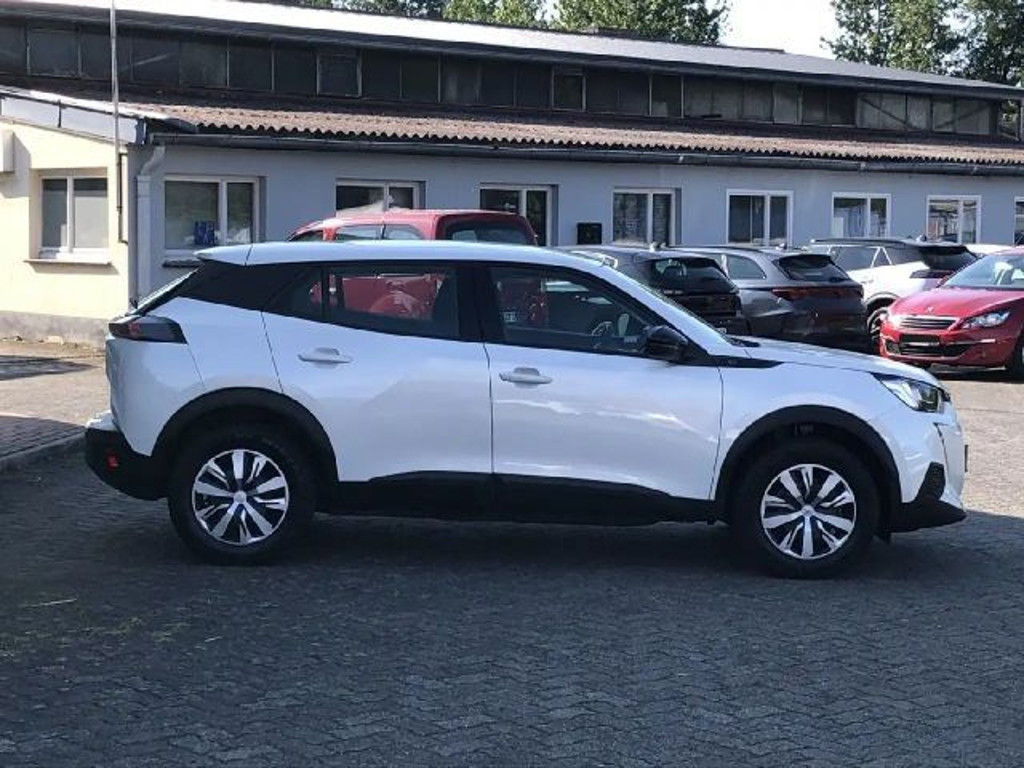 Peugeot e-2008