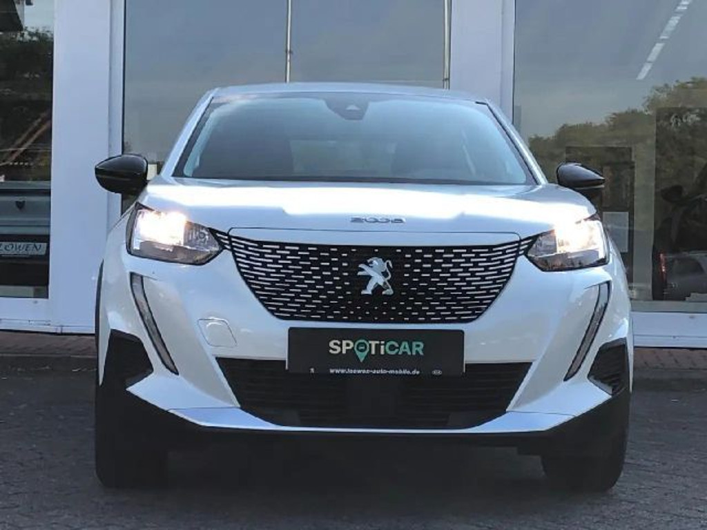 Peugeot e-2008