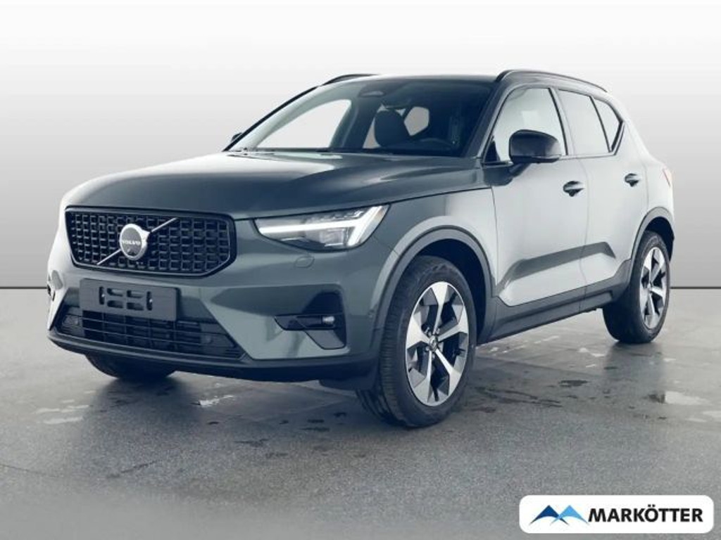 Volvo XC40 Plus Dark