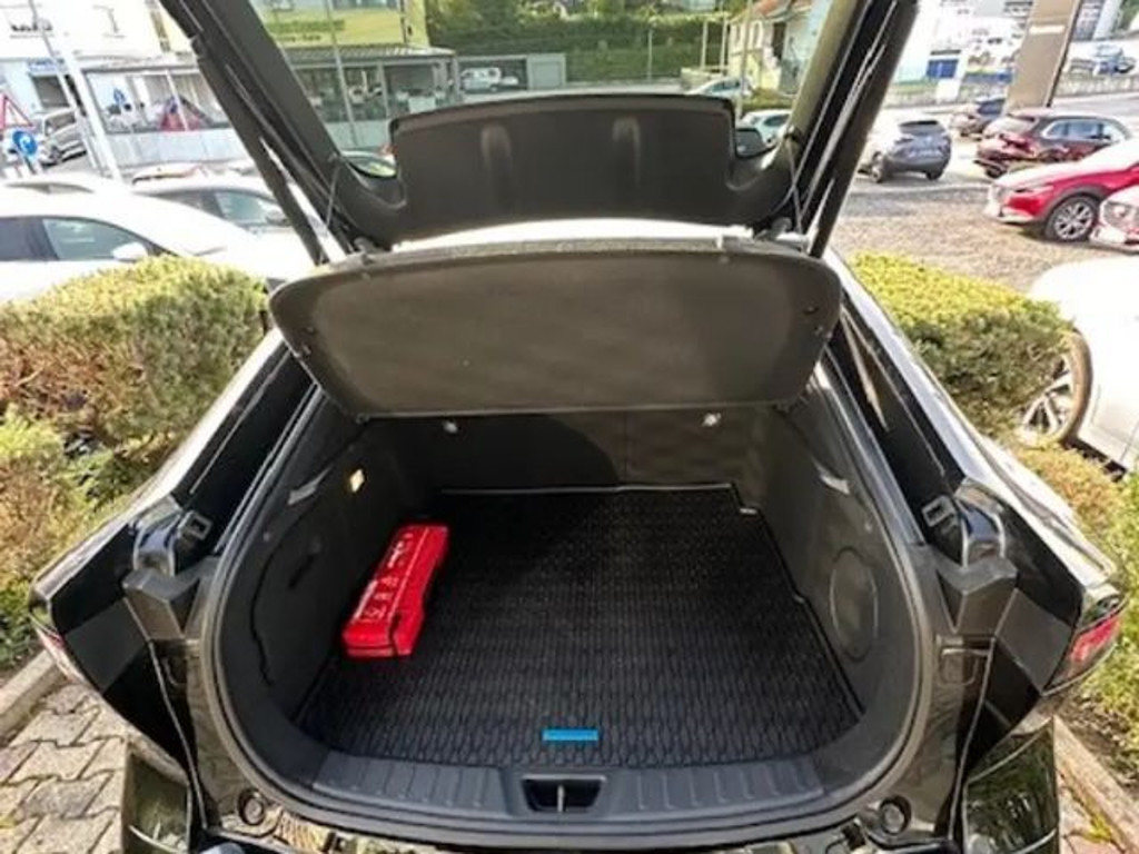 Mazda 6e
