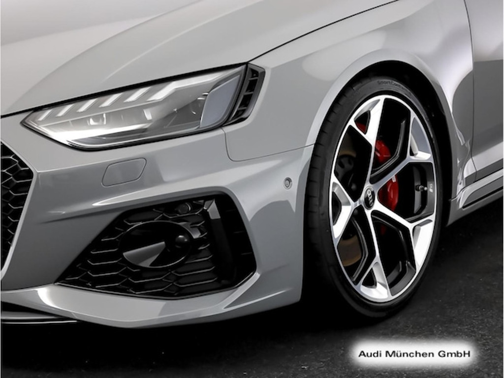 Audi RS4