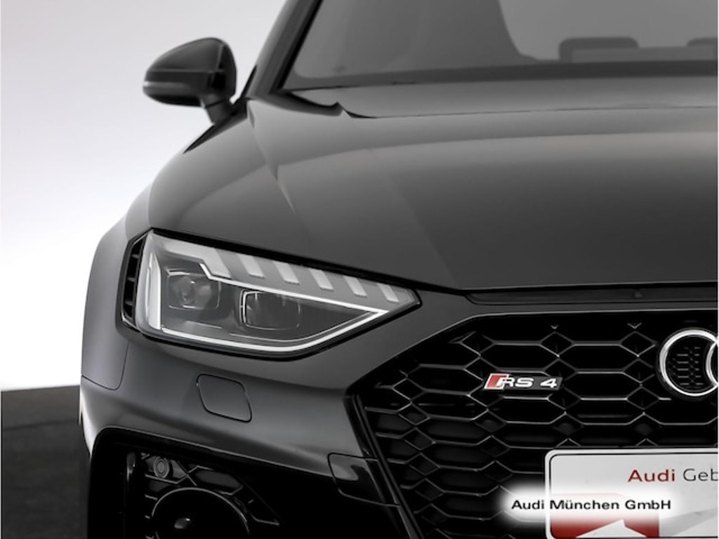 Audi RS4