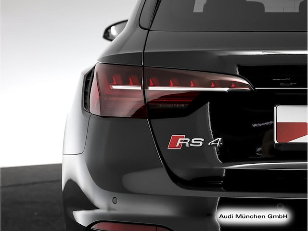 Audi RS4
