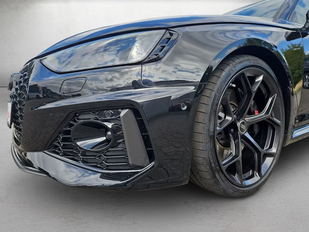 Audi RS4