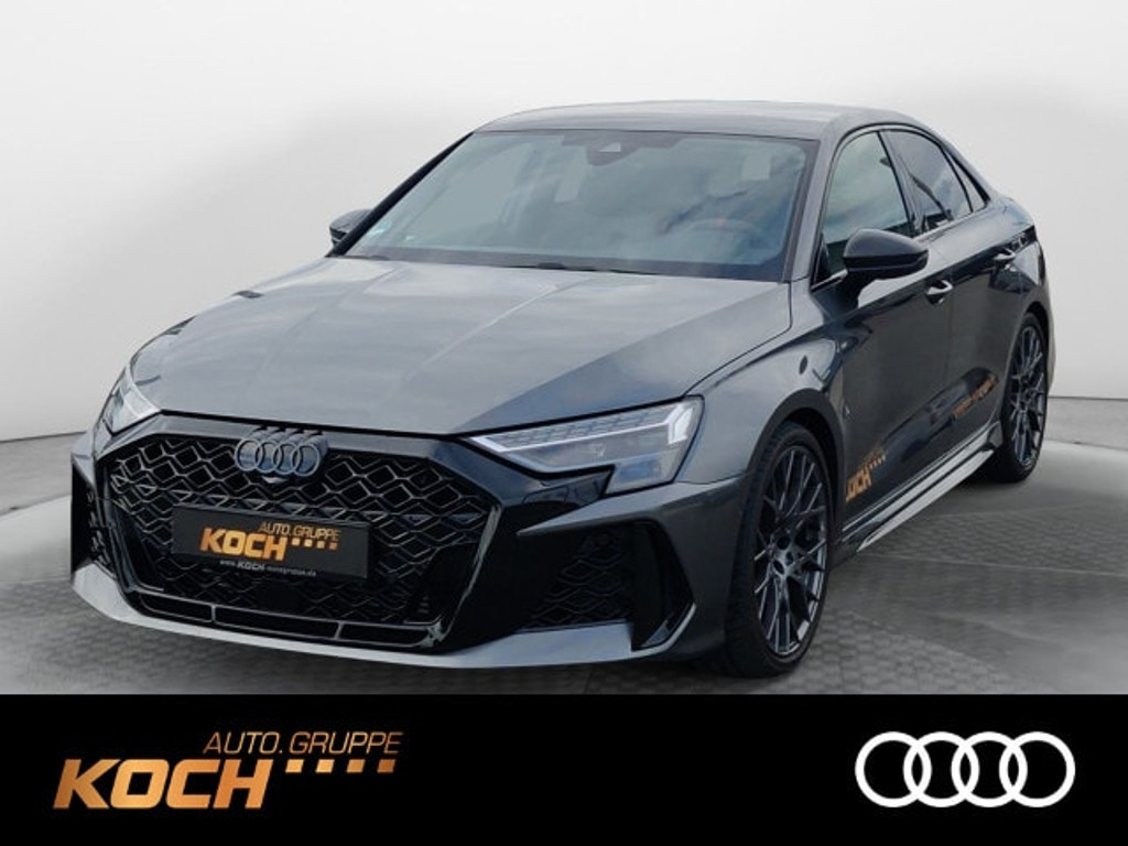 Audi RS3 Sedan Quattro S-Tronic