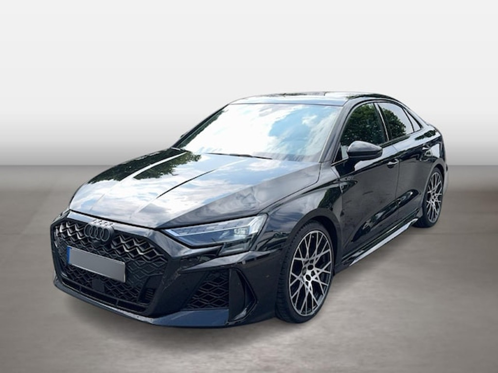 Audi RS3 Sedan Quattro S-Tronic