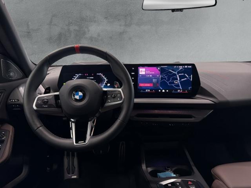 BMW M235