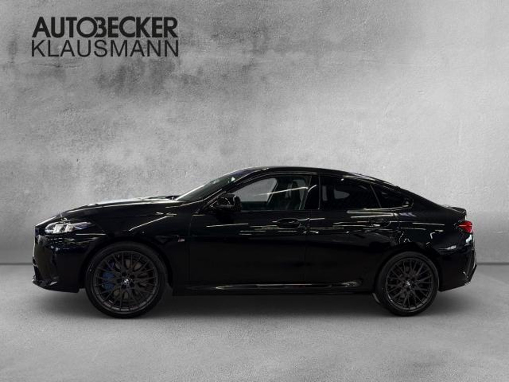 BMW M235