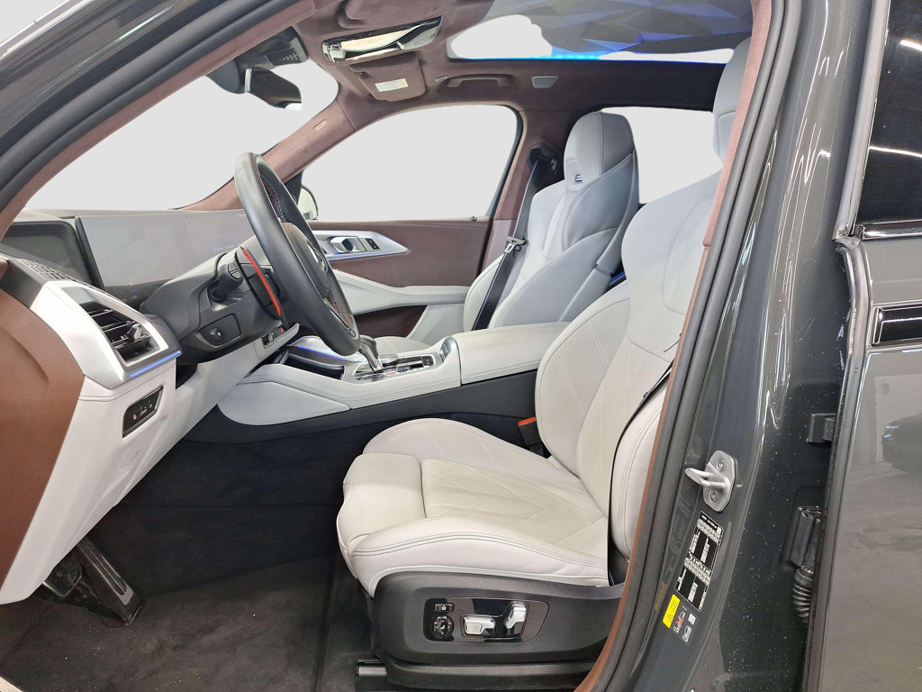 BMW XM