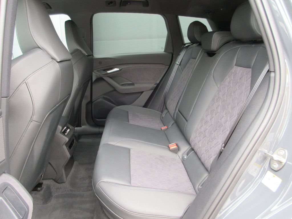Audi SQ6 e-tron