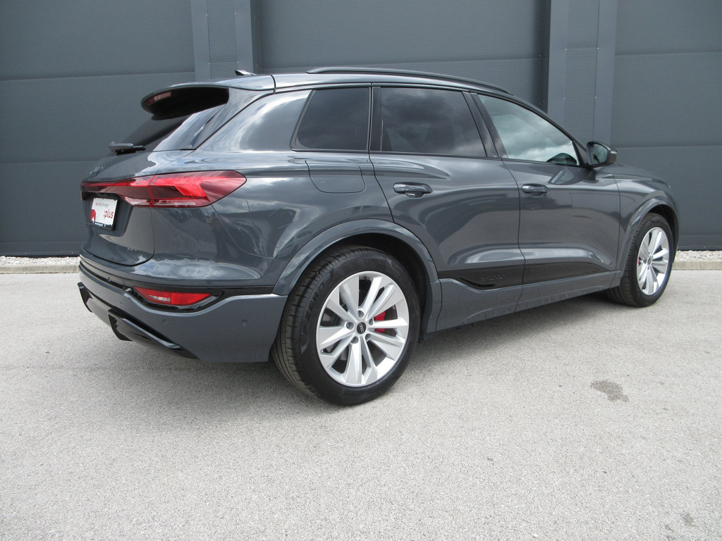 Audi SQ6 e-tron
