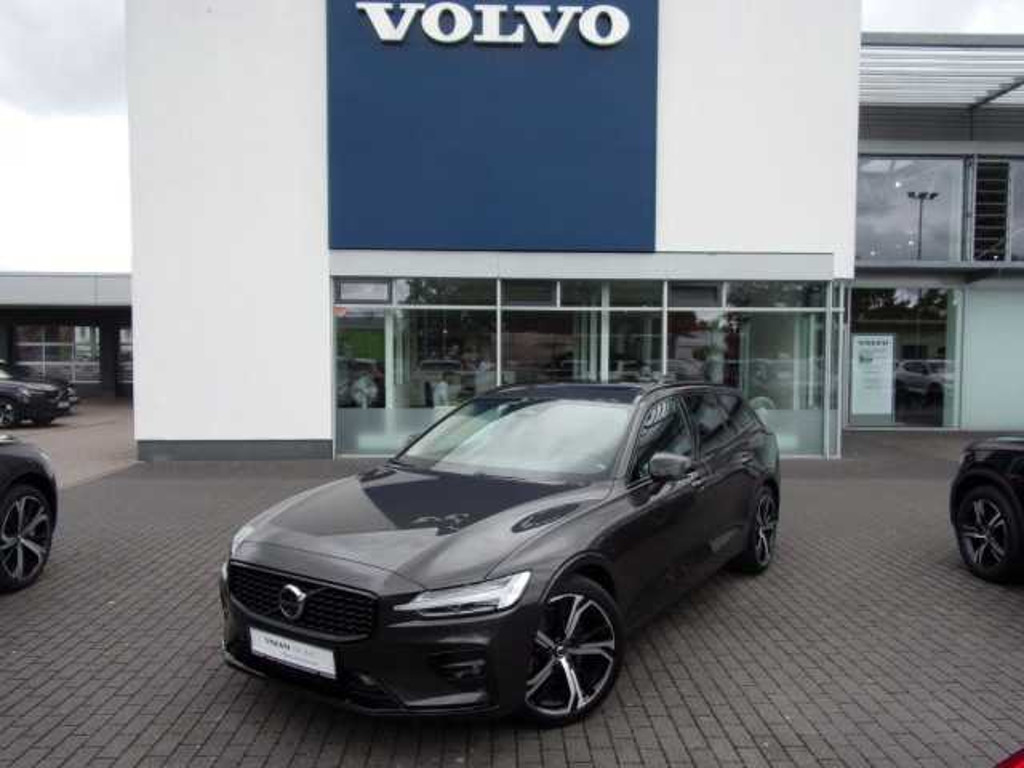Volvo V60 Plus Dark