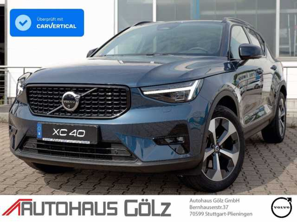 Volvo XC40 Plus Dark
