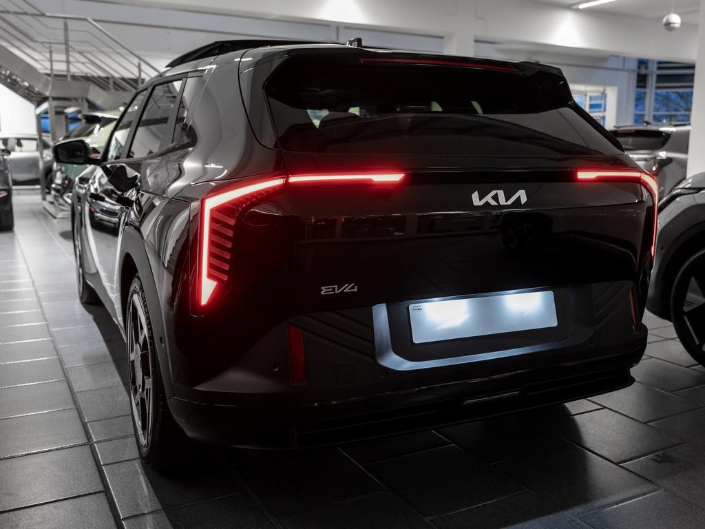 Kia EV4
