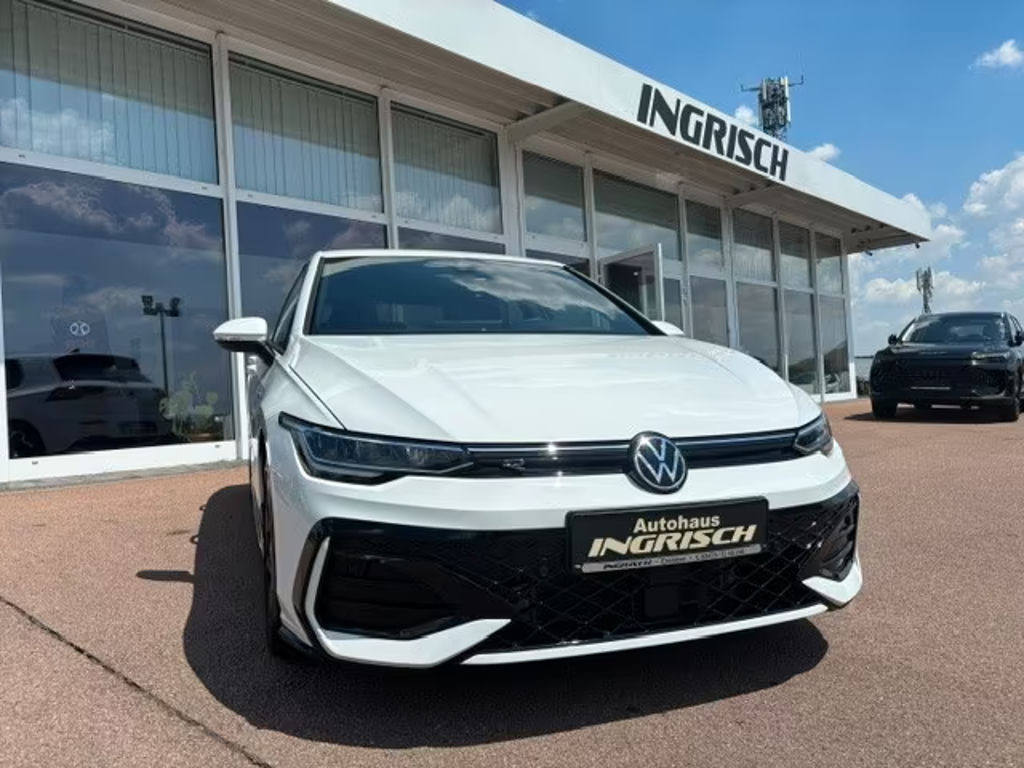 Volkswagen Golf R-Line 1.5 TSI Golf VIII