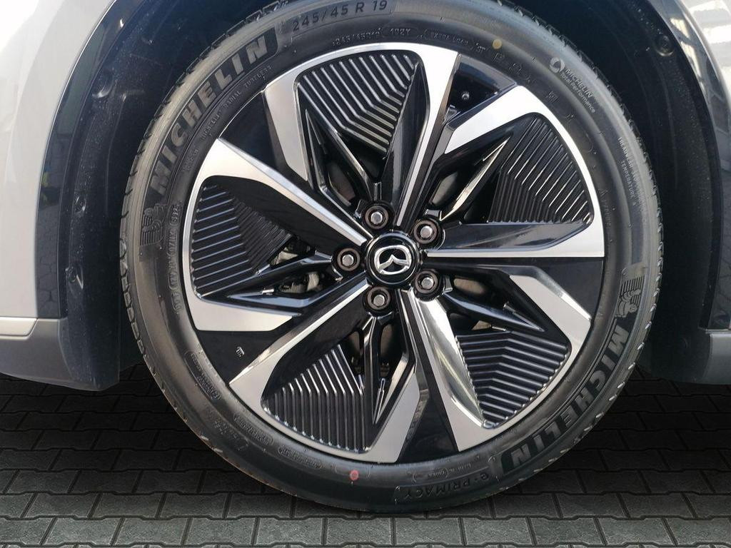 Mazda 6e
