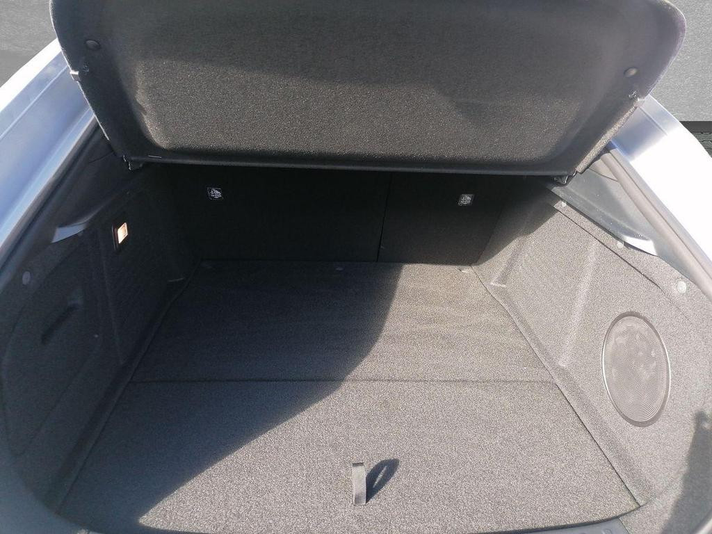 Mazda 6e
