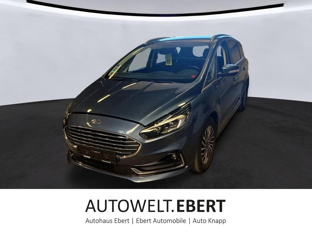 Ford S-Max Titanium