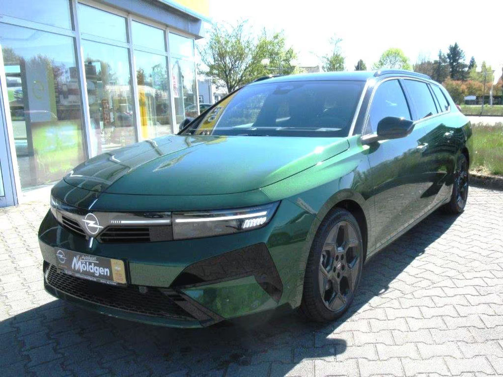 Opel Astra Sports Tourer Ultimate Hybrid