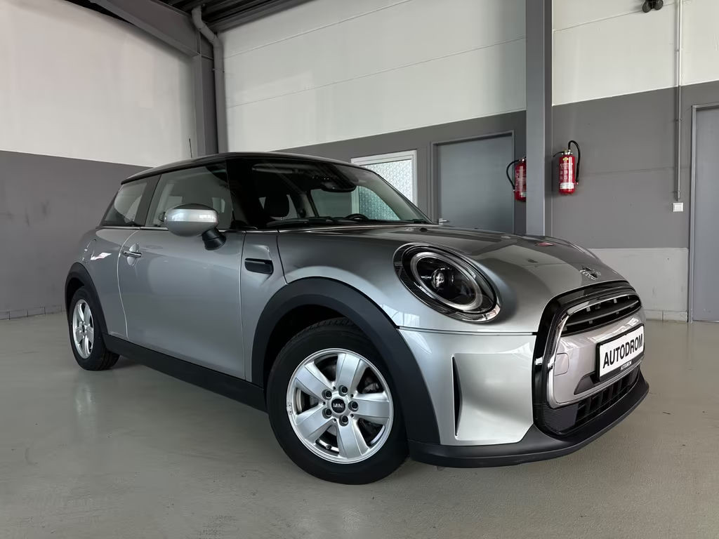 Mini Cooper Essential
