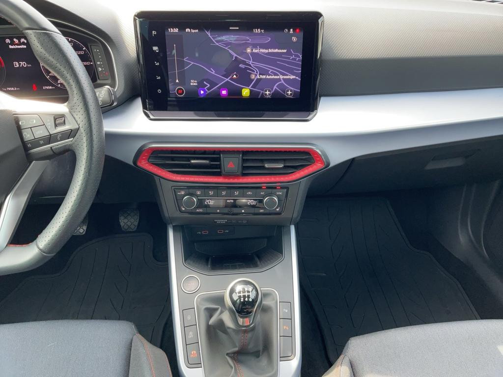 Seat Arona
