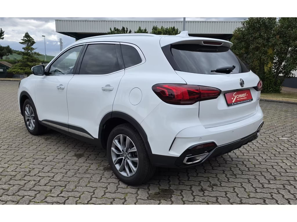 MG HS