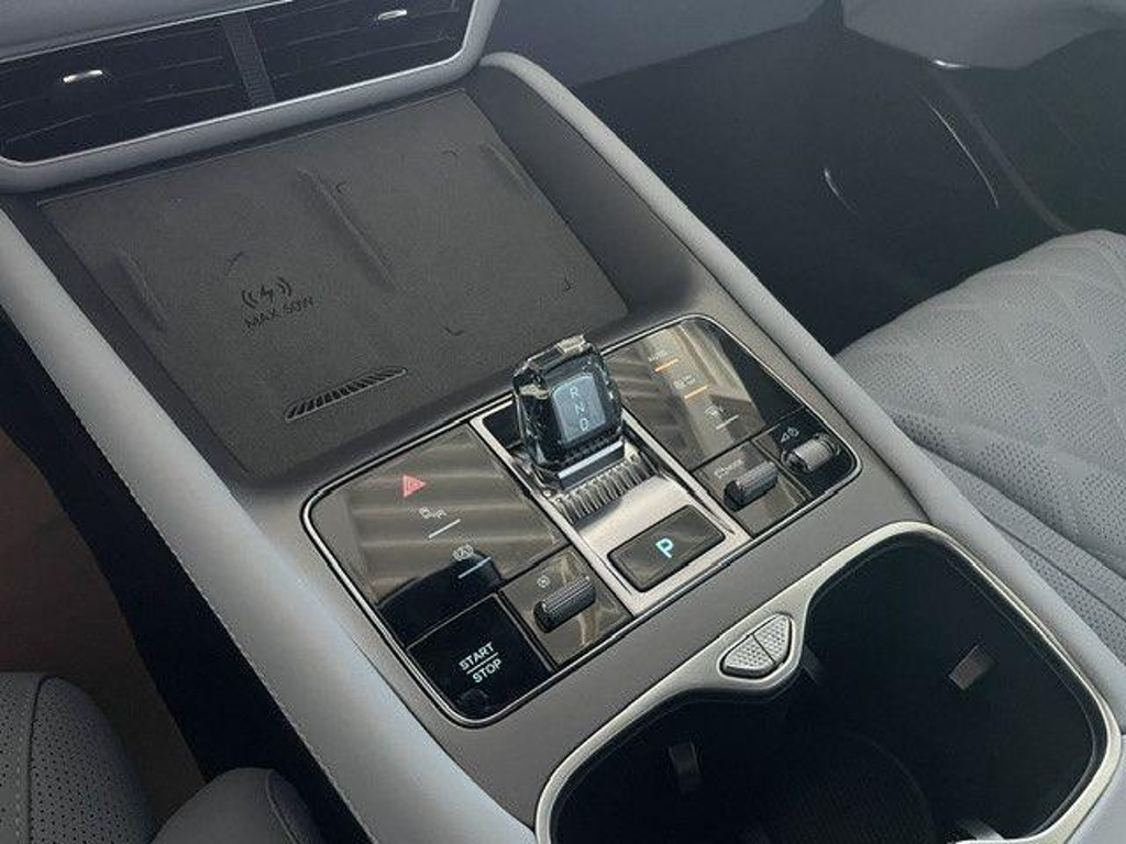 BYD Sealion 7