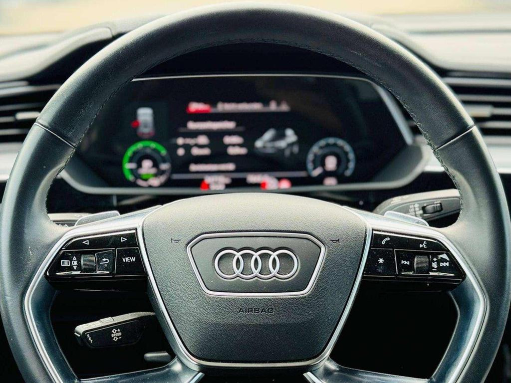 Audi e-tron