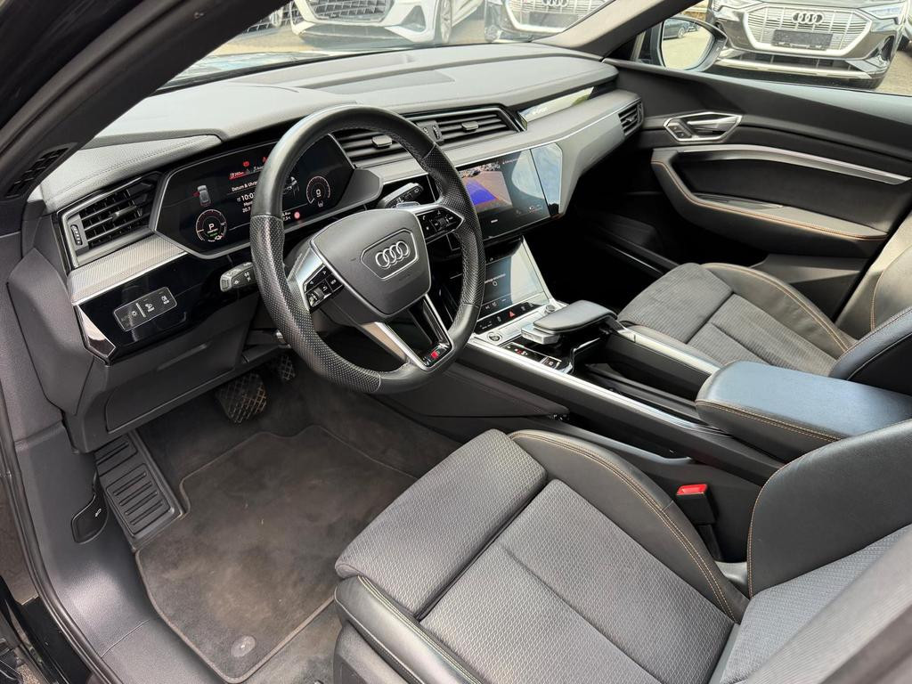Audi e-tron