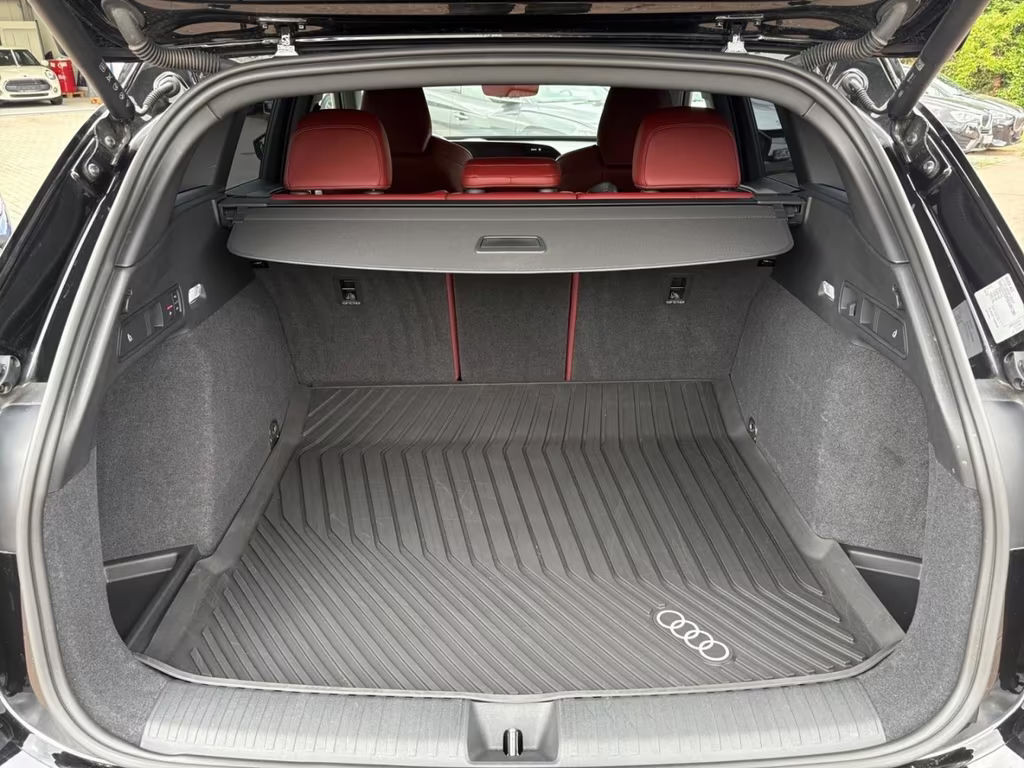 Audi SQ6 e-tron