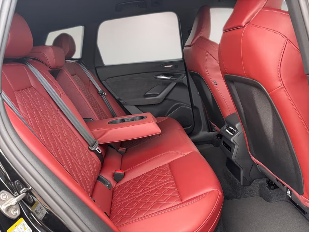 Audi SQ6 e-tron