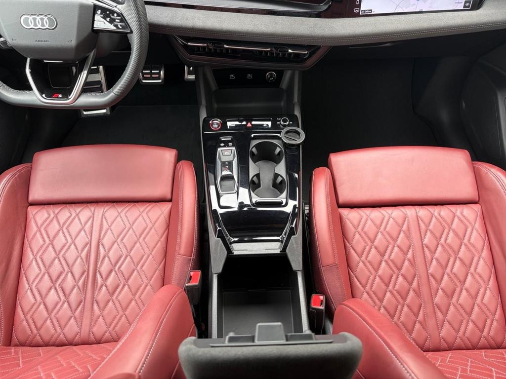 Audi SQ6 e-tron