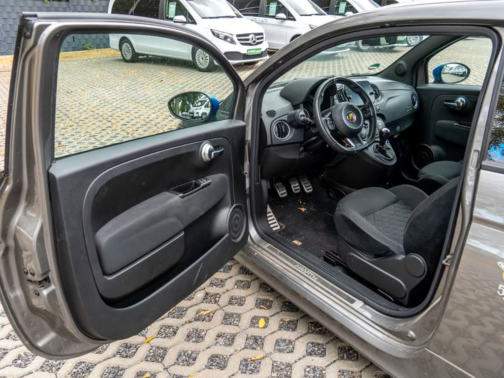Abarth 595