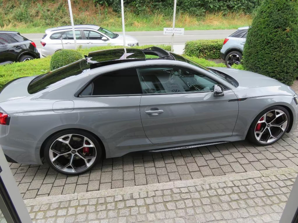 Audi RS5