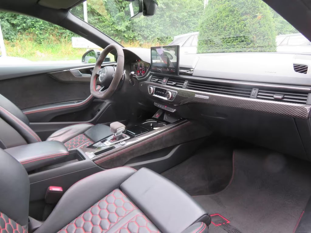 Audi RS5