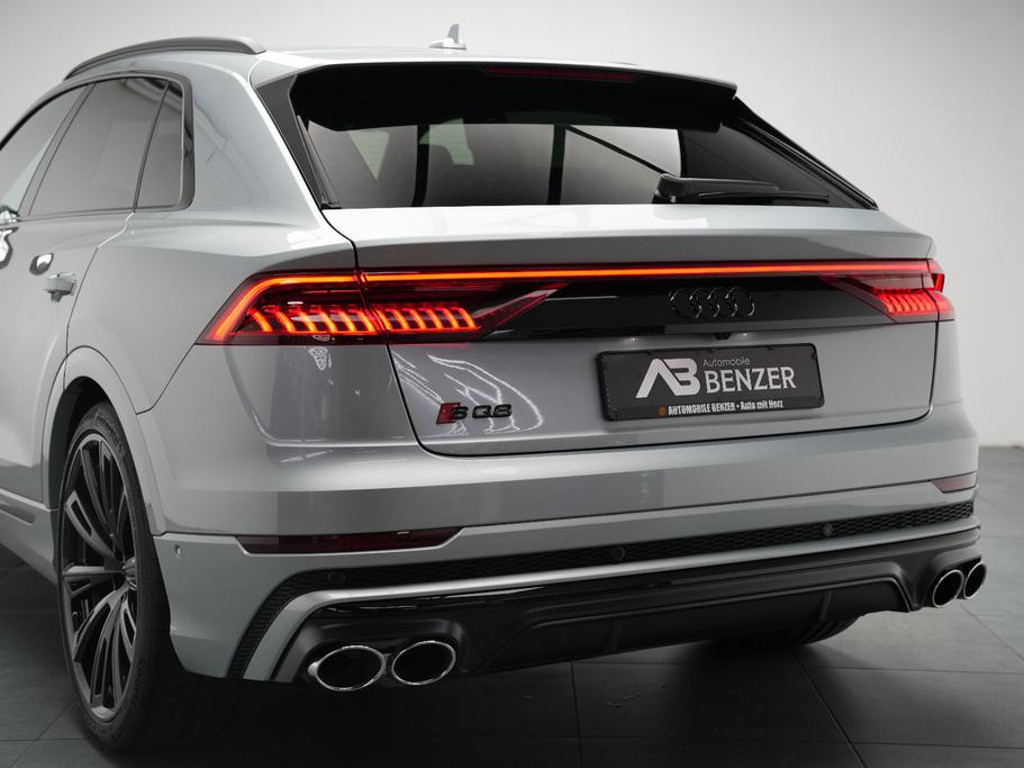 Audi SQ8