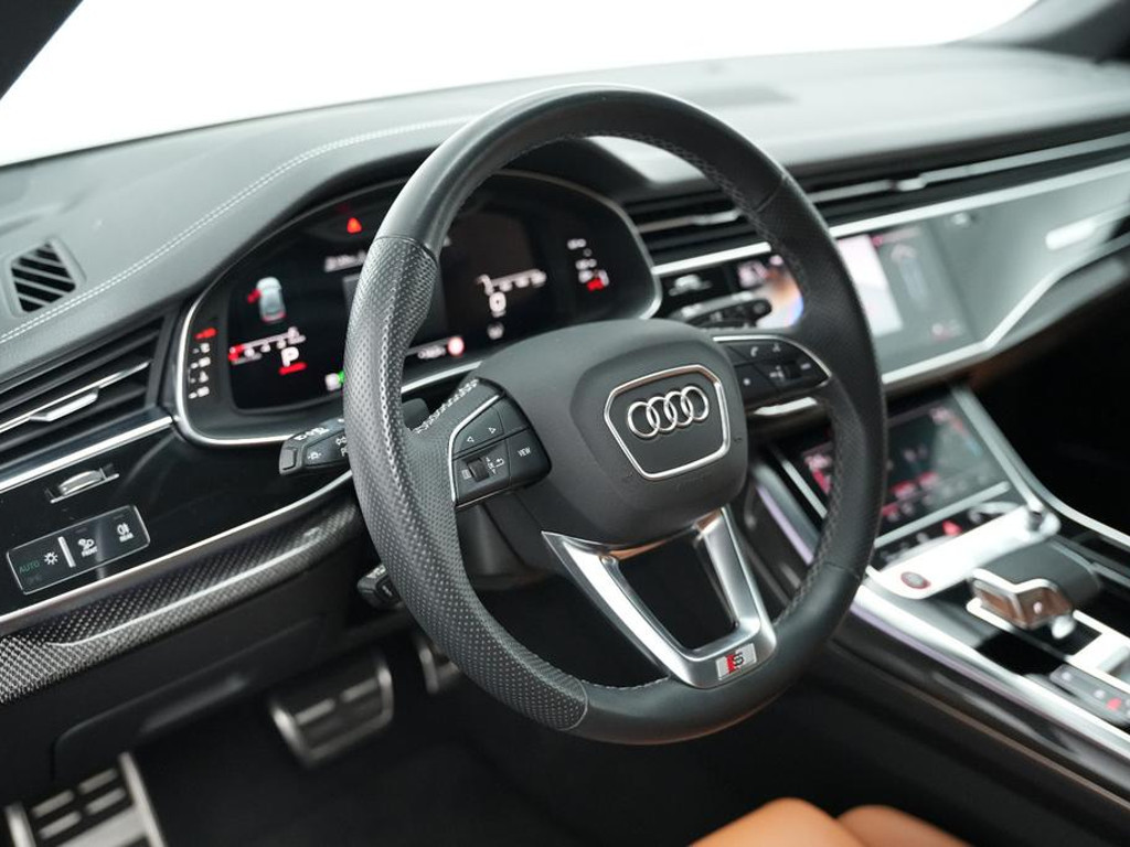 Audi SQ8