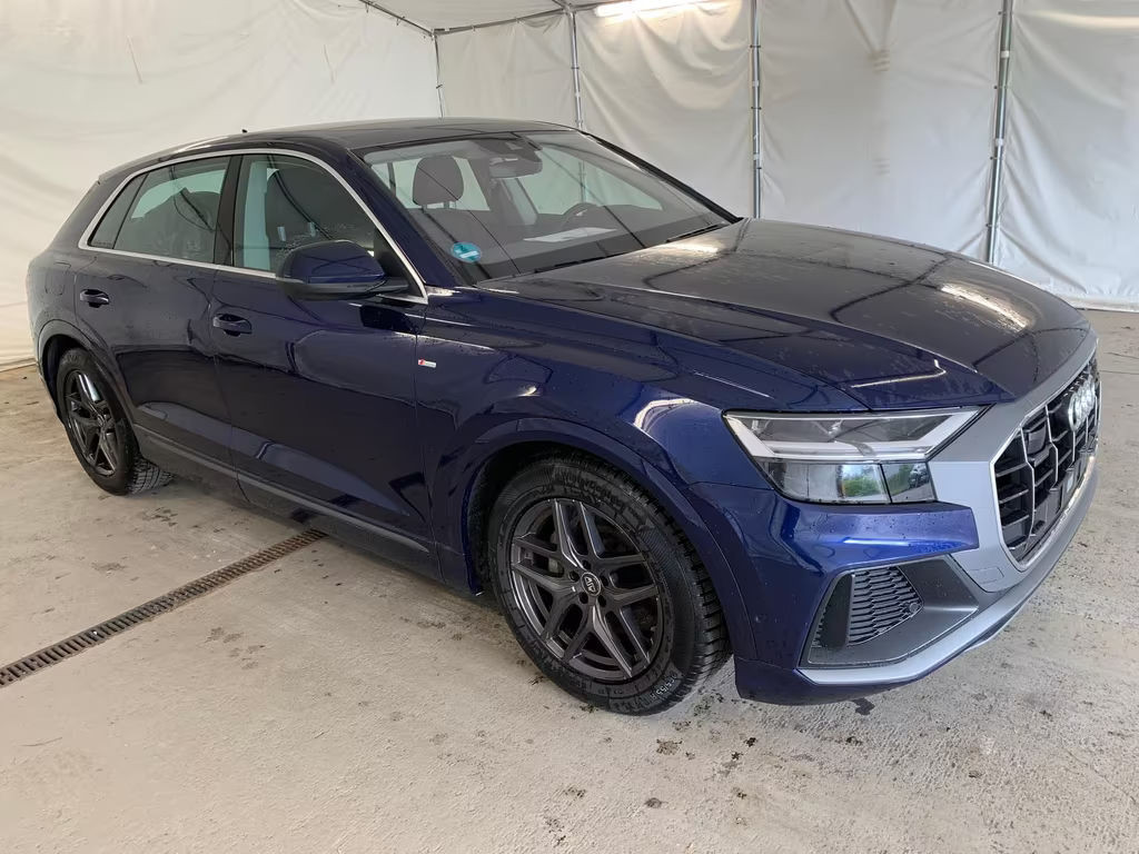 Audi Q8