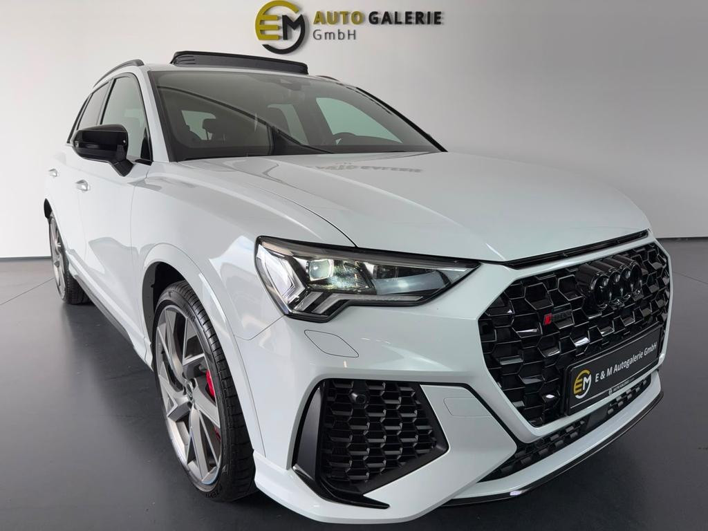 Audi RS Q3