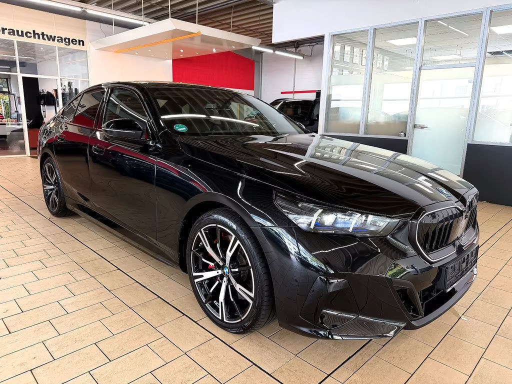 BMW i5 M-Sport xDrive Sedan