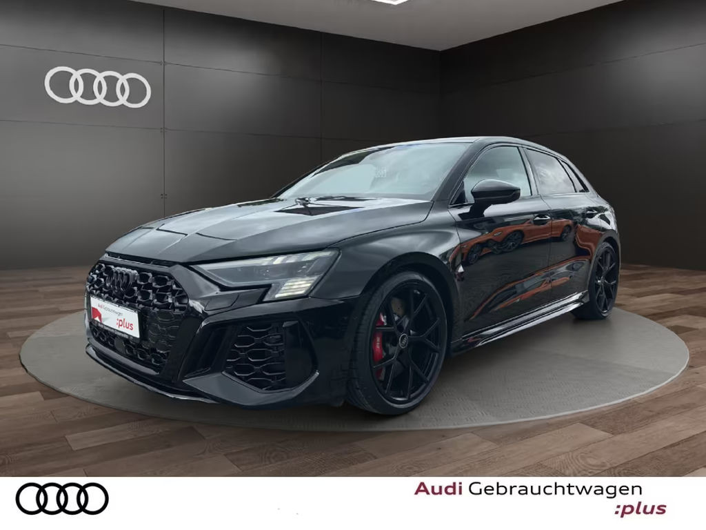 Audi RS3 Sportback Sedan