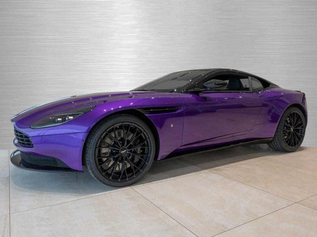 Aston Martin DB11