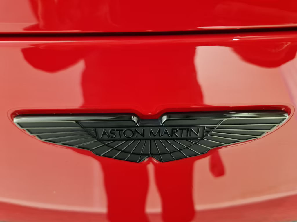 Aston Martin V8 Vantage
