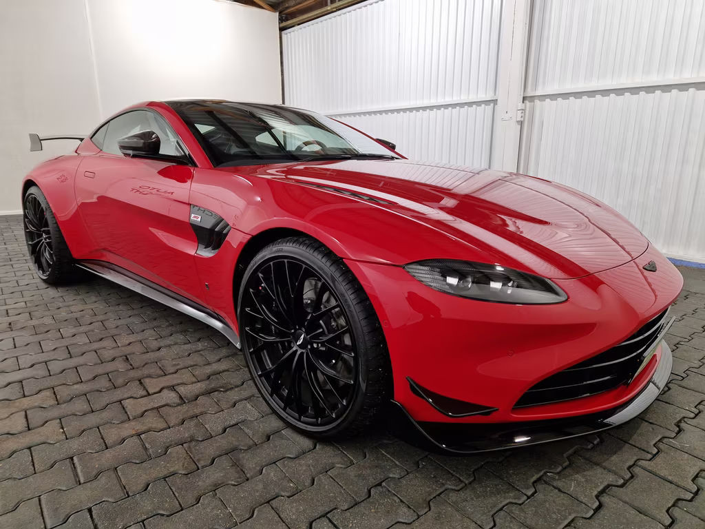 Aston Martin V8 Vantage
