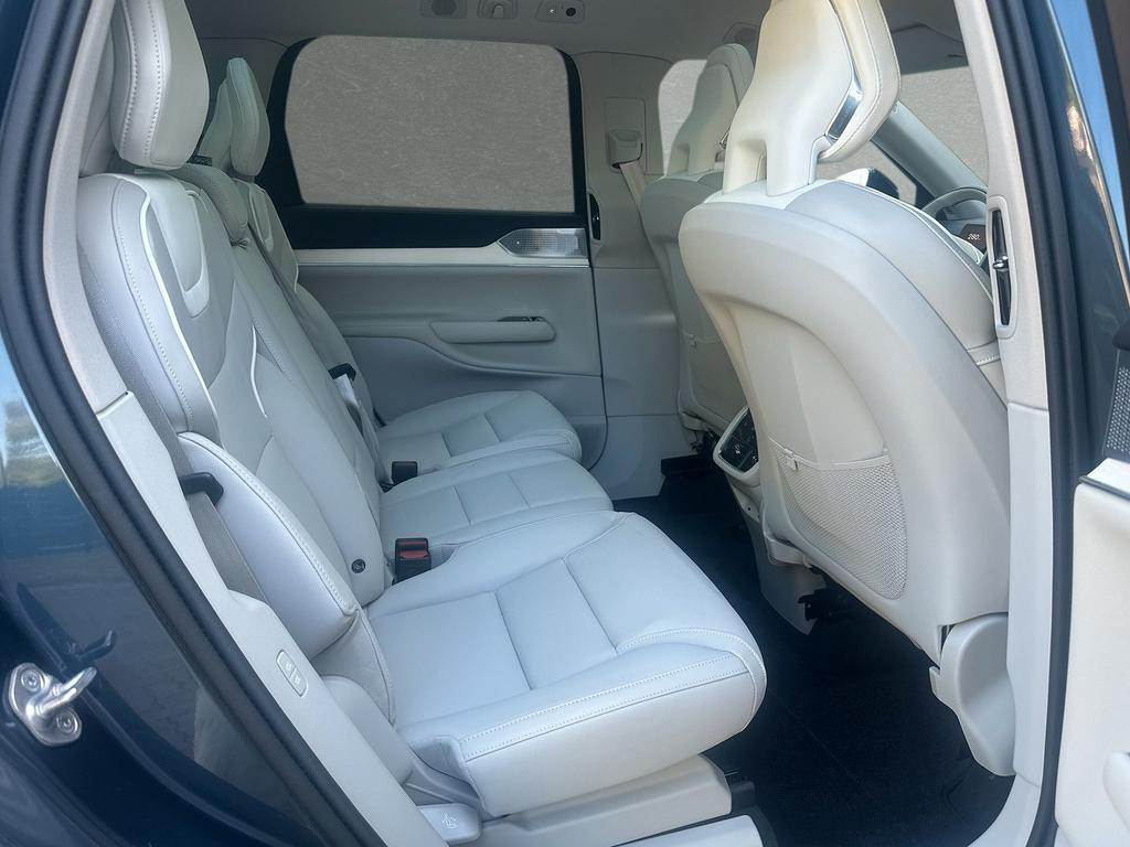 Volvo EX90