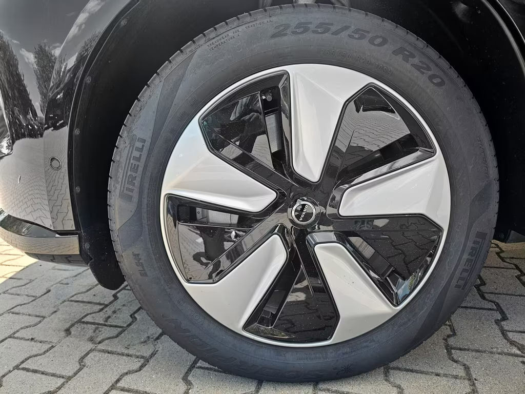 Volvo EX90